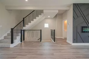 4746 S Mallow Street E, Houston, TX 77033 - Photo 22