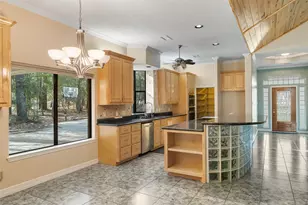 2320 Stableridge Dr, Conroe, TX 77384 - Photo 8