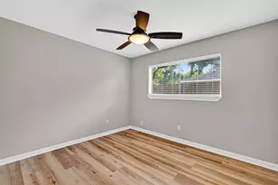 2107 Briargreen Dr, Houston, TX 77077 - Photo 36