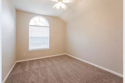 12210 Lakewood Valley Court, Cypress, TX 77429 - Photo 10