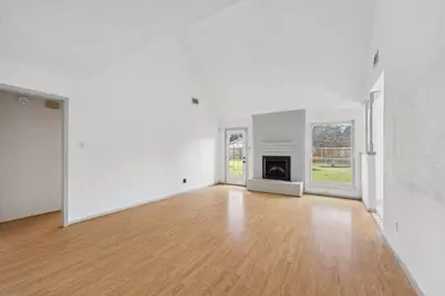 2230 Quail Valley East Drive, Missouri City, TX 77459 - Photo 4