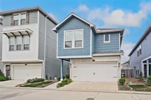 11915 Oakmont Valley Trace, Houston, TX 77051 - Photo 2