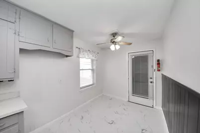 1907 Marguerite Lane, Pasadena, TX 77502 - Photo 8