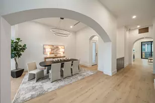 2538 Addison Rd, Houston, TX 77030 - Photo 4