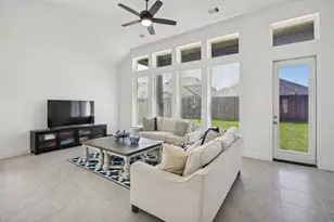 16022 Tangled Vine Ln, Conroe, TX 77302 - Photo 10