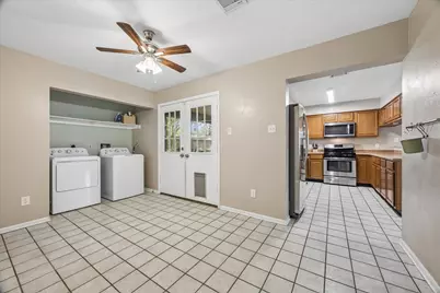 6915 Redwood Falls Drive, Pasadena, TX 77505 - Photo 16