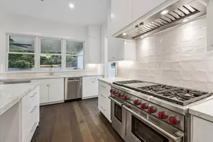 3011 Deal St, Houston, TX 77025 - Photo 18