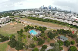 2313 Forester St, Houston, TX 77007 - Photo 8