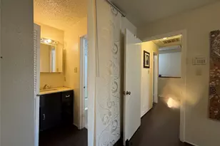 9383 Pagewood Ln, Houston, TX 77063 - Photo 16