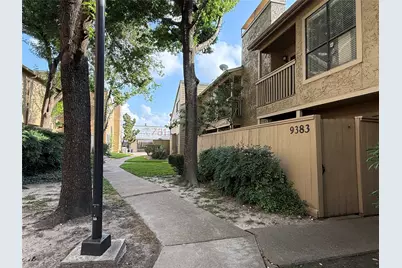 9383 Pagewood Lane, Houston, TX 77063 - Photo 4