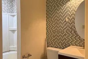 9383 Pagewood Ln, Houston, TX 77063 - Photo 14