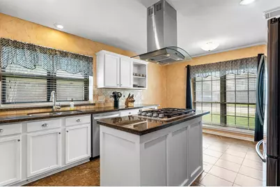10822 Spruce Drive S, La Porte, TX 77571 - Photo 14