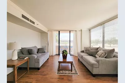 3525 Sage Road #303, Houston, TX 77056 - Photo 18