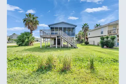 4038 Panola Drive, Galveston, TX 77554 - Photo 2