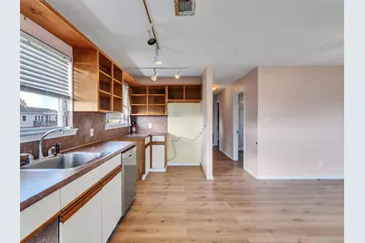 4038 Panola Drive, Galveston, TX 77554 - Photo 12