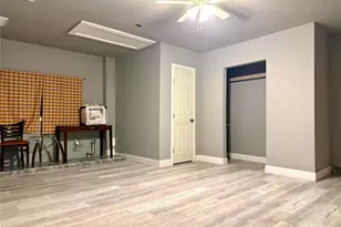 8811 Leader St, Houston, TX 77036 - Photo 10