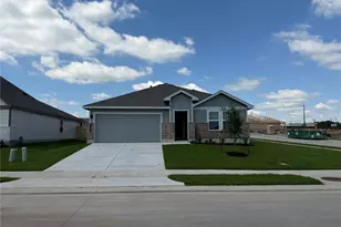 1723 San Jacinto, Brenham, TX 77833 - Photo 2