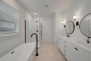 18610 Eastwood Rdg Ct, Crosby, TX 77532 - Photo 12