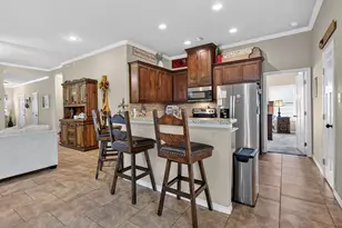 4001 Golden Eagle Dr, Bryan, TX 77808 - Photo 6