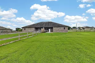 4001 Golden Eagle Dr, Bryan, TX 77808 - Photo 14