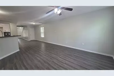 4121 Mallow Street #A/B, Houston, TX 77051 - Photo 6