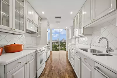 3711 San Felipe Street #14A, Houston, TX 77027 - Photo 4