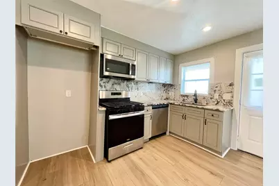 4504 Kingsbury Street, Houston, TX 77021 - Photo 1