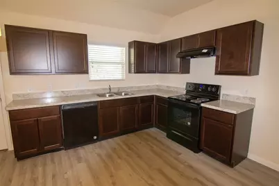 154 Spring Meadows Circle, Willis, TX 77378 - Photo 2