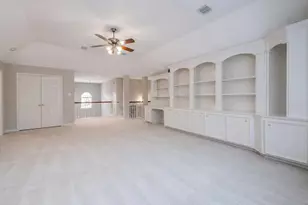 1303 Red Oak Ct, Sugar Land, TX 77479 - Photo 20