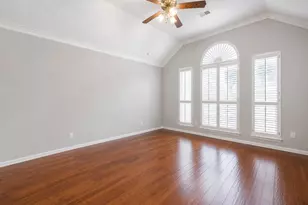 1303 Red Oak Ct, Sugar Land, TX 77479 - Photo 16