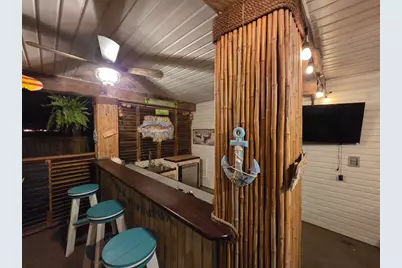 4 N Curlew Street, La Marque, TX 77568 - Photo 4