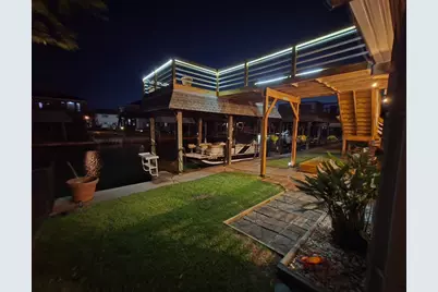 4 N Curlew Street, La Marque, TX 77568 - Photo 6