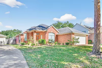 2127 Madewood Drive, Missouri City, TX 77459 - Photo 2