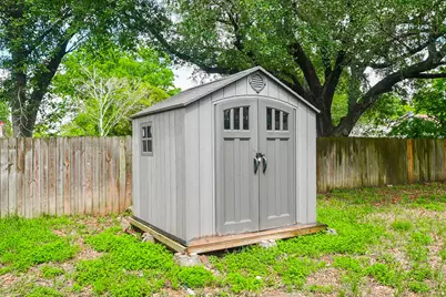 2406 Blue Mist Court, Sugar Land, TX 77498 - Photo 32