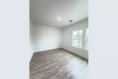 7502 Laura Koppe Road #B, Houston, TX 77028 - Photo 16