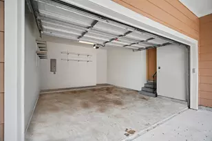 1744 W 25th St, Houston, TX 77008 - Photo 16