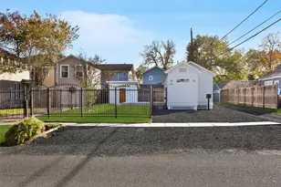 520 W 15th St, Houston, TX 77008 - Photo 4