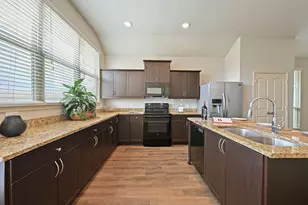 2004 Shimla Dr, Bryan, TX 77807 - Photo 6