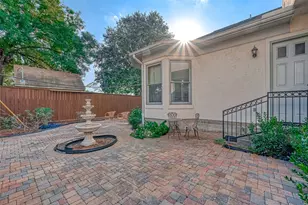 4623 Laurel St, Bellaire, TX 77401 - Photo 38