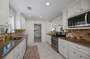 1907 Dellore Ln, League City, TX 77573 - Photo 12
