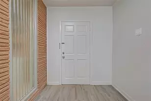 2511 Maroneal St, Houston, TX 77030 - Photo 8