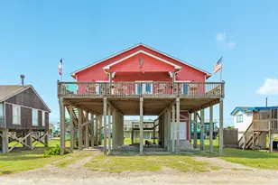 306 Beach Dr, Surfside Beach, TX 77541 - Photo 2