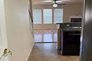 1330 Reedpoint Dr, Houston, TX 77090 - Photo 4