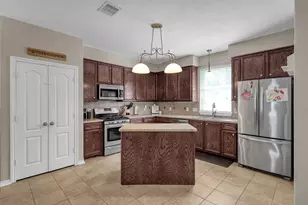 409 Mildred St, Cleveland, TX 77328 - Photo 10