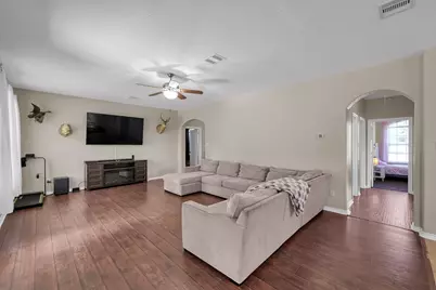 409 Mildred Street, Cleveland, TX 77328 - Photo 6