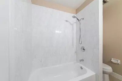 889 Wax Myrtle Lane, Houston, TX 77079 - Photo 26
