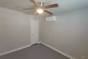 3335 Tuam St, Houston, TX 77004 - Photo 10
