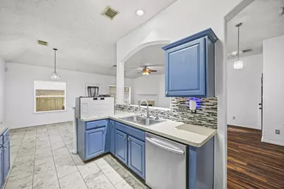 5242 Sherilynn Drive, Spring, TX 77373 - Photo 8