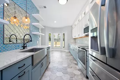 2470 Country Club Drive, Pearland, TX 77581 - Photo 8