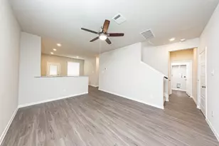 15639 Coneflower Hls Dr, Houston, TX 77090 - Photo 4